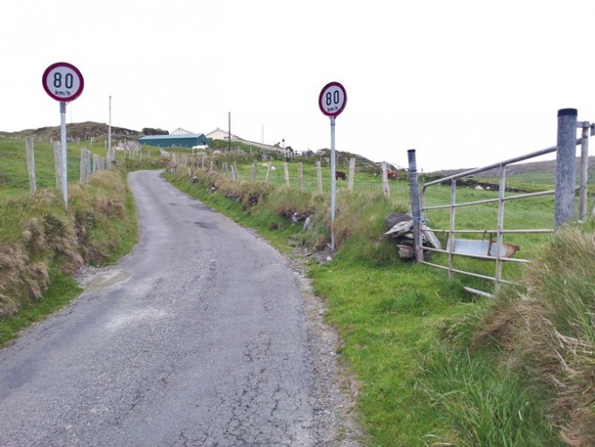 driving in ireland