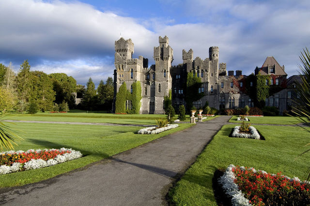 Stay in an Irish Castle