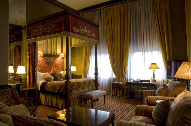 luxury hotels in Belfast