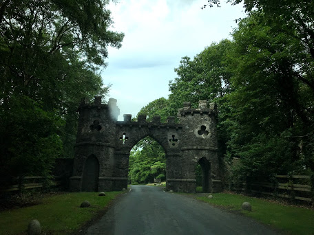 Tollymore Forest Park entrance