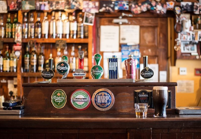7 Best Pubs in Kinsale, Ireland