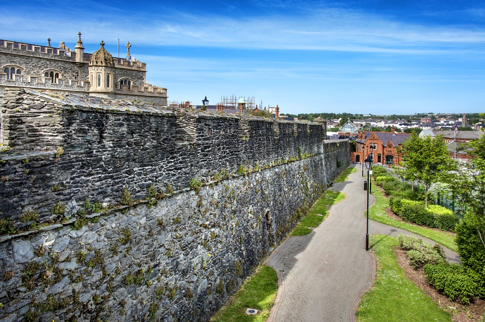 the derry walls attractions in londonderry