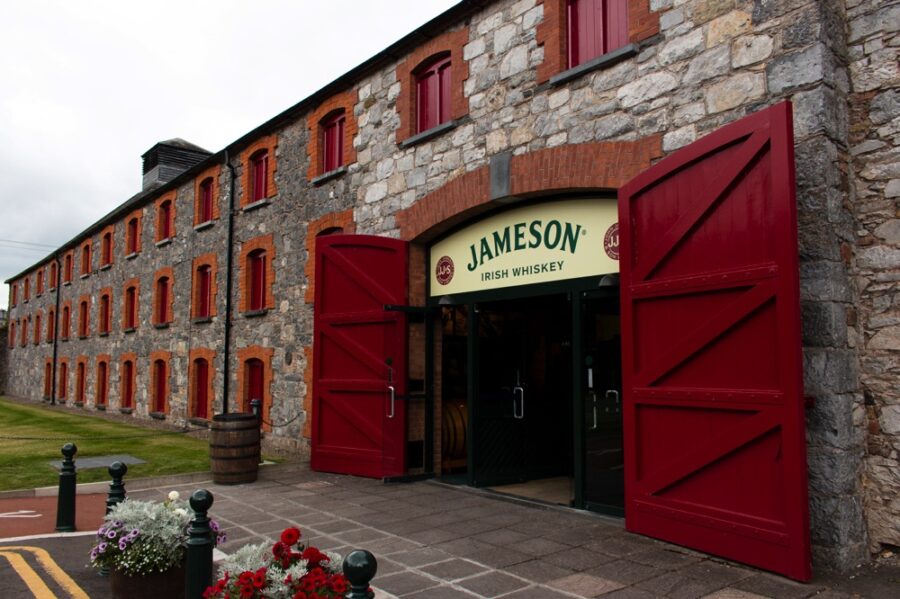 things to do in ireland jameson whiskey tour cork