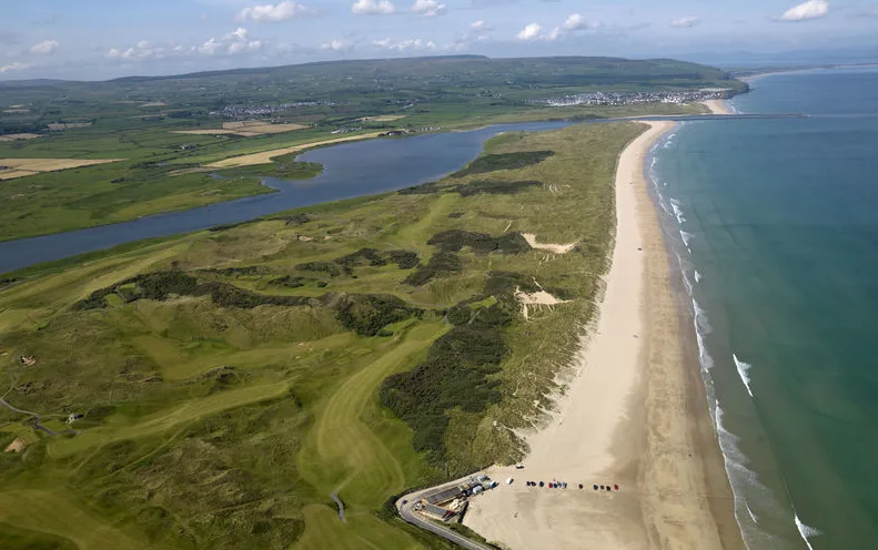 Why Everyone Flocks to Portstewart