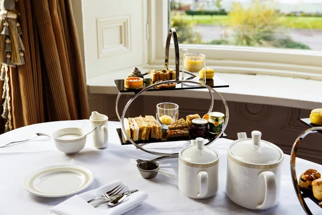 10 Luxurious Afternoon Tea Experiences