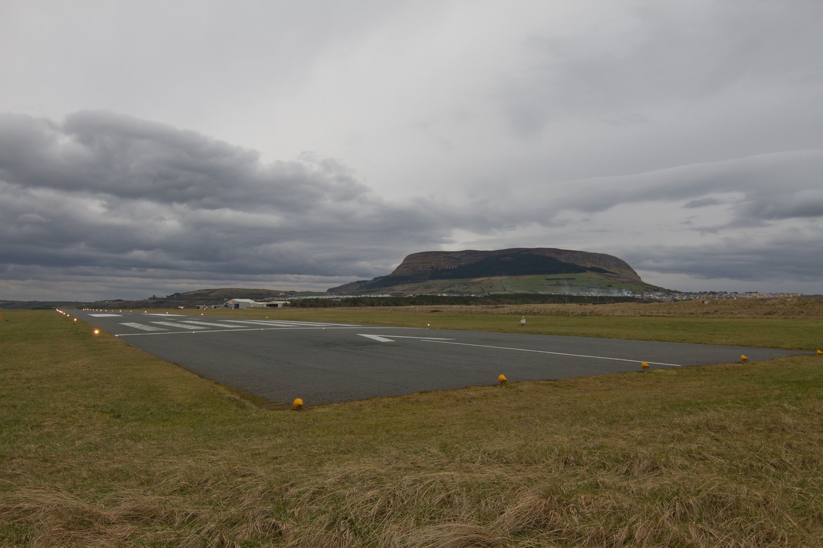 The flat-topped Knocknarea hill rising over the countryside in County Sligo