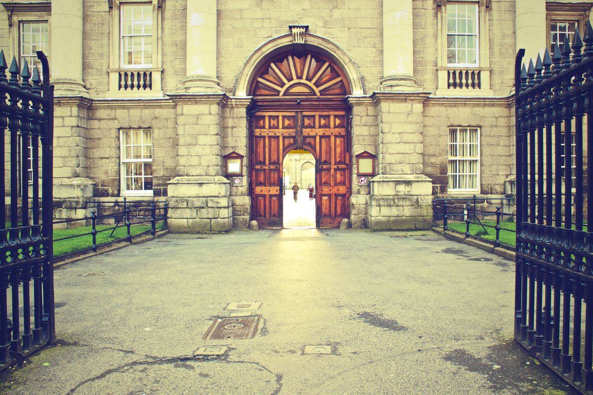 The front entrance of Trinity College in Dublin