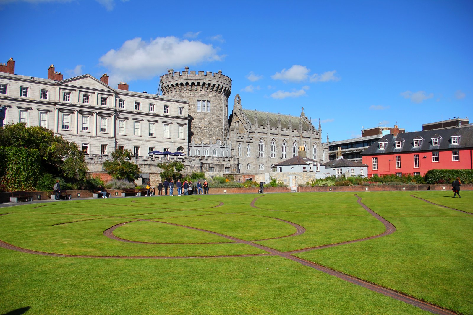Dubh Linn Gardens with the Record Tower behind