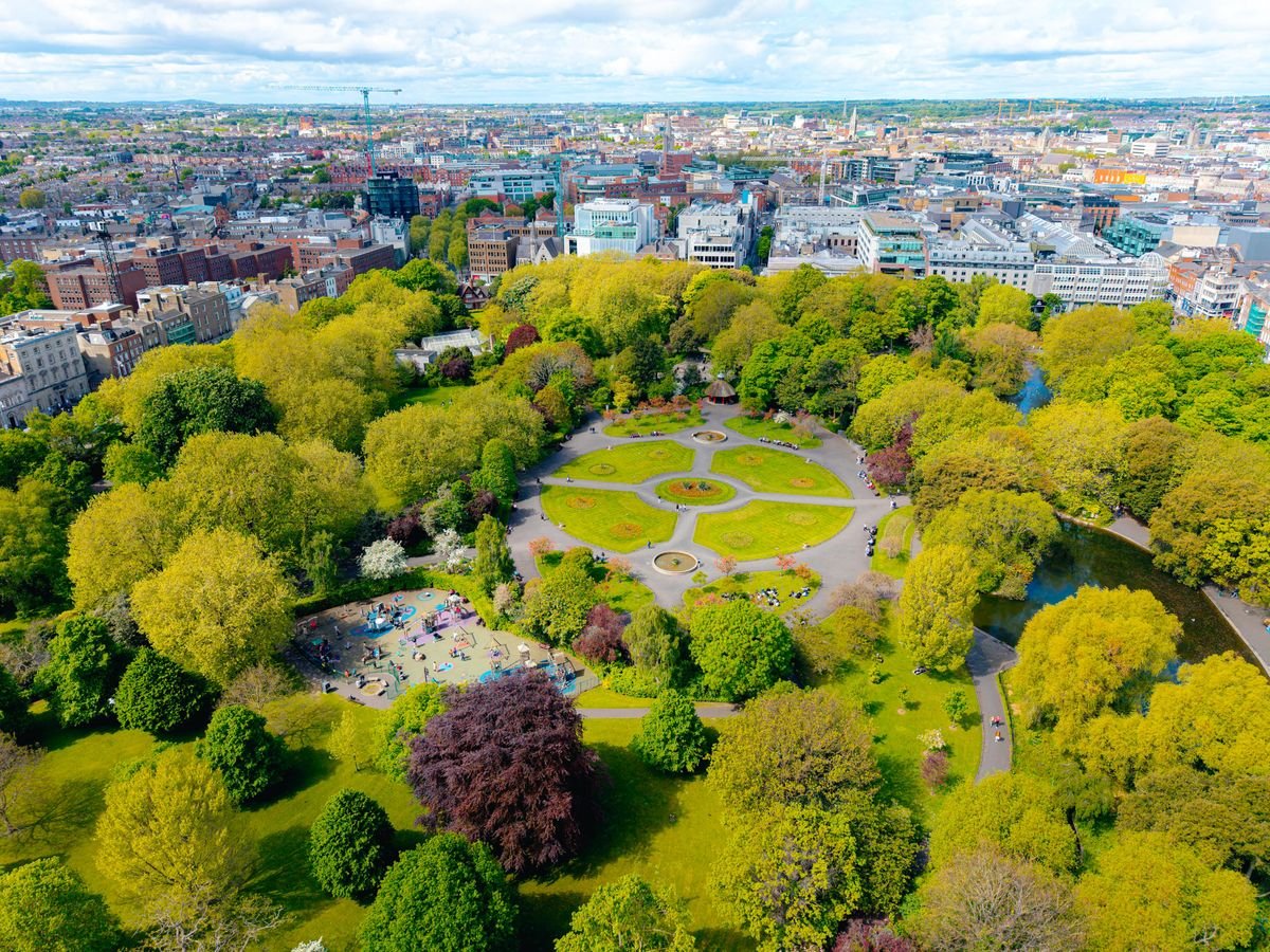 Aerial view of St. Stephen's Green park in the middle of Dublin