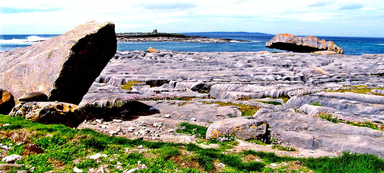Rocky coast and the Atlantic at Doolin