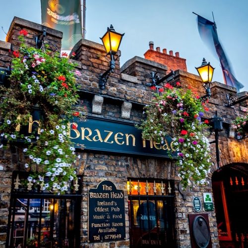 top places to visit in ireland the brazen head pub in dublin